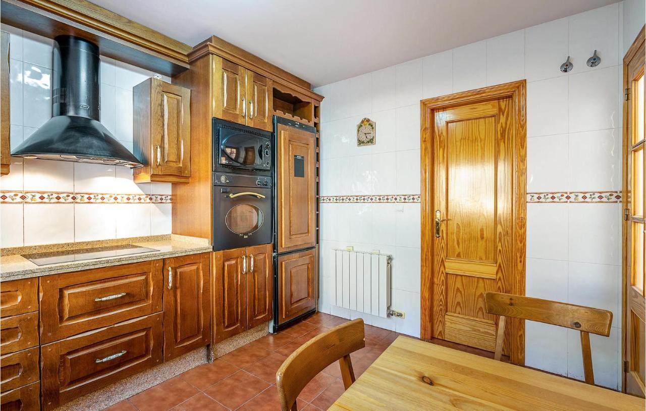 3 Bedroom Stunning Home In Cenes De La Vega Exteriör bild