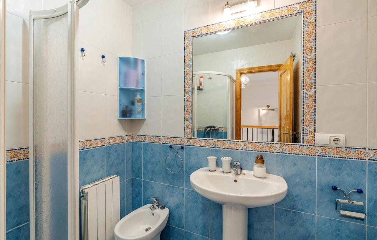 3 Bedroom Stunning Home In Cenes De La Vega Exteriör bild